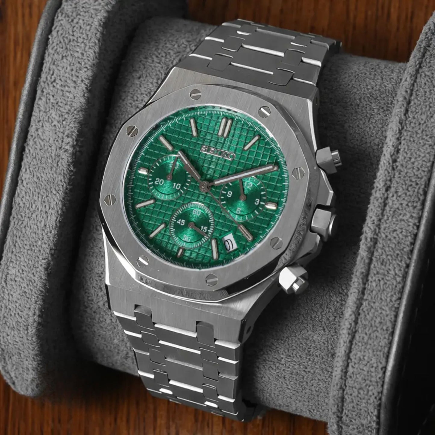 The Gridline Series | Emerald Lattice ™