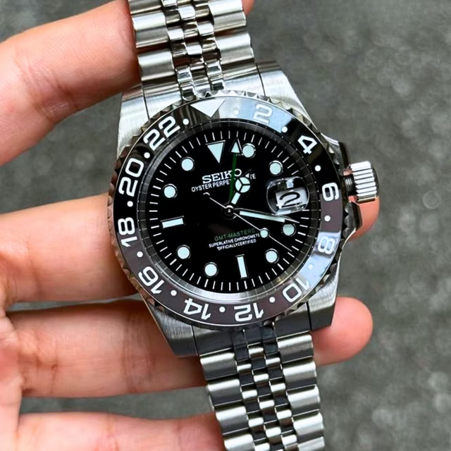 The Depth | Bruce Wayne GMT ™