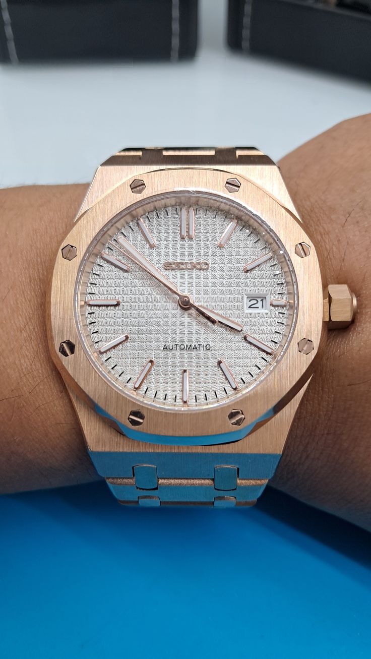 The Apex | Rose ™