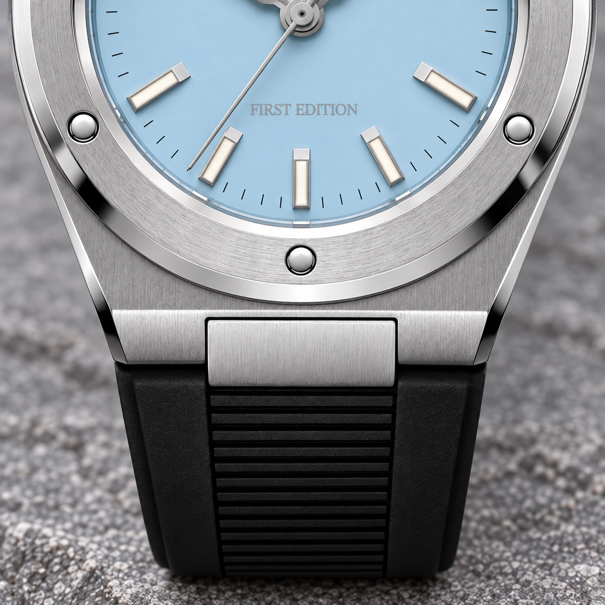 Facet 01 — Steel / Ice Blue / Strap. Gallery view 3.