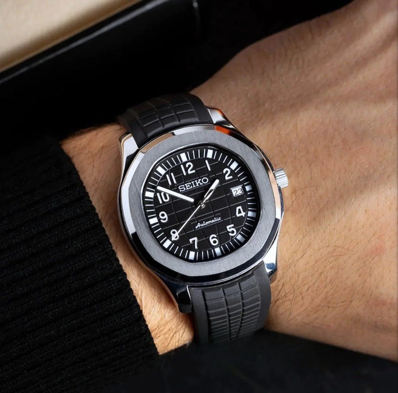The Radius | Steel ™